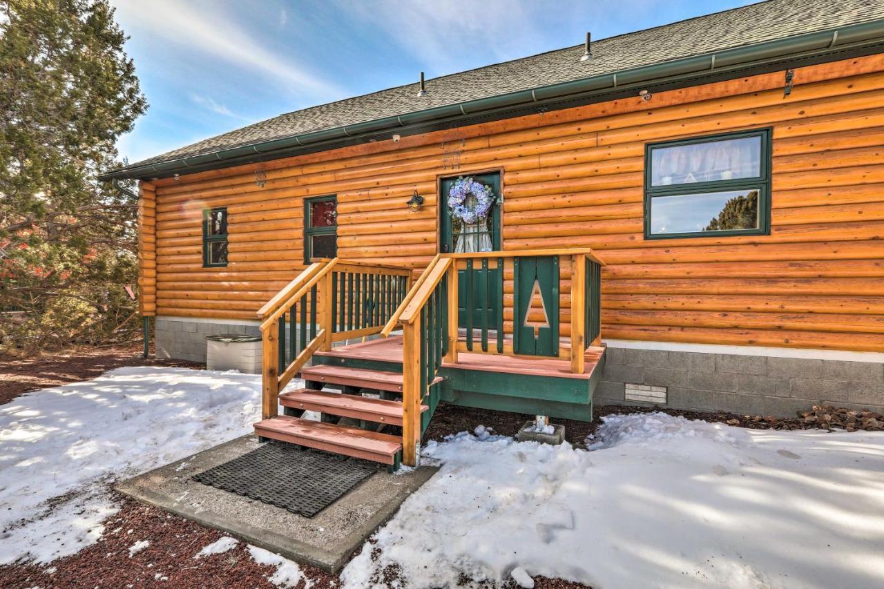 Quaint Williams Cabin Near Grand Canyon Exterior photo