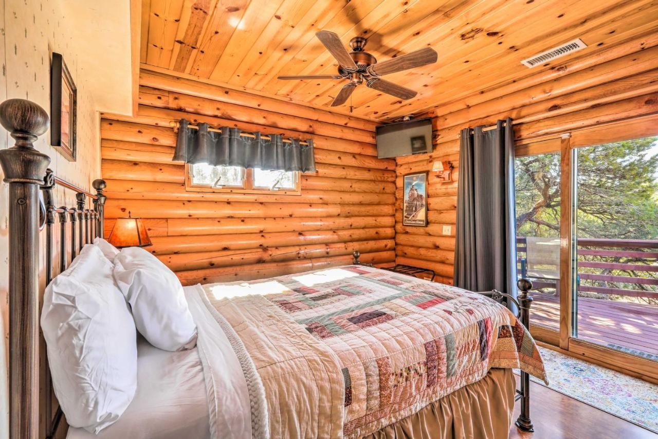 Quaint Williams Cabin Near Grand Canyon Exterior photo